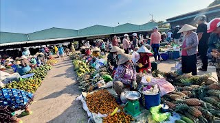 Di Chợ Chồm Hổm Lớn Nhất Miền Tây Mua Đồ Về Tiễn Con Gái Đi Làm Xa | KBMQ