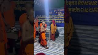 ការងារពេលយប់ The work of the monks in organizing the convention