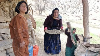 Sefigal, a nomadic woman: From separation and problems to building a house in the village