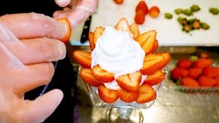 Strawberry parfait - Japanese street food