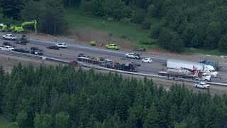 Good Samaritan's car stolen while helping at crash on Hwy. 400 in Ont.