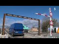 pont sur yonne les portiques de gabarit pl défoncés sur le pont neuf