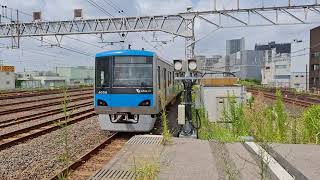 小田急電鉄4000形4056F　金町駅2番線発車　20240819 102113