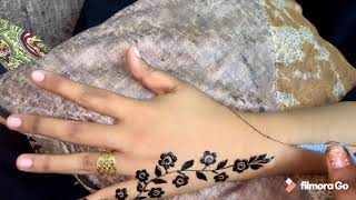 Beautiful Arabic henna design by Muna lucky