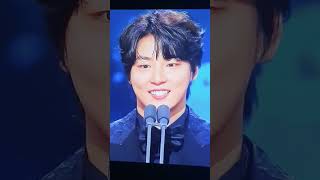 현재는  선물이고, 아름답습니다.🎁 🧧 연기대상  윤시윤🏆우수상 장편드라마