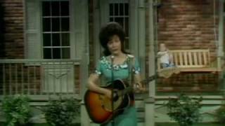 Loretta Lynn - Bargain Basement Dress