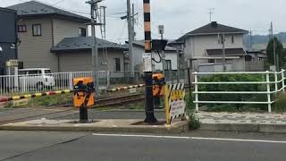 北上線踏切 ディーゼル車