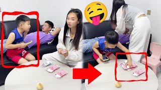 孩子向妈妈告状爸爸偷钱，爸爸被暴揍时！他趁机把钱偷走！【搞笑爸爸带俩娃】