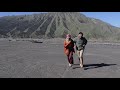 menikmati sunrise di bromo bersama avy dan fikri smartway indonesia s doc 1