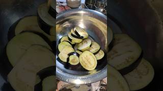 #shorts #shortsviral || बैगन की यह रेसिपी जिसमें आए मछली का स्वाद || FOOD AND COOKING ||