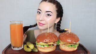 МОИ УЧИТЕЛЯ, ЧТО БЕСИТ ?? СОЧНЕЙШИЕ БУРГЕРЫ / MUKBANG asmr  Ayka Emilly