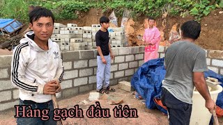 Em chơ,sau nhiều ngày mong đợi cuối cùng cũng lên hàng gạch đầu tiên lên tường ,ngôi nhà mơ ước ..!