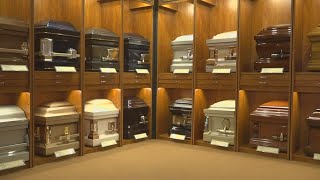 Funeral homes work to comfort families during pandemic difficulties