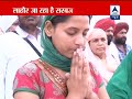 sarabjit singh s family crosses over to pakistan