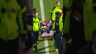😱Neymar suffers ankle injury🩹 and leaves the field crying and on a stretcher