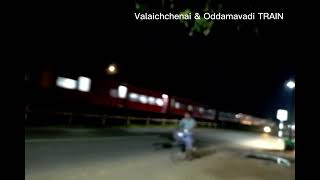 # Valaichchenai \u0026 Oddamavadi Train