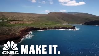 Bill Gates Got Married On This Private Hawaiian Island | CNBC Make It.