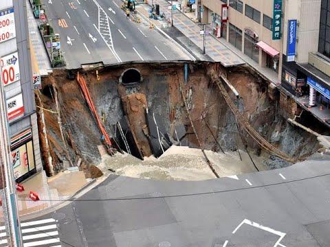 Sinkholes Caught On Camera Youtube