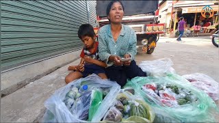 Sister Art, who sells vegetables poor, received money from Khmer Americans/Charity Money