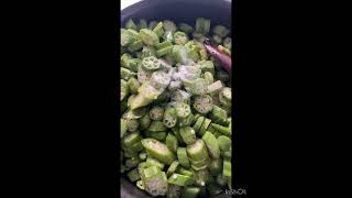 Episode 319 - Bandakka Thel Dala - බණ්ඩක්කා බැදුම රසට හදමු / How to make Thempared OKRA