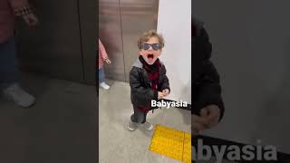 멋짐 뿜뿜 남자 외국인 아동 모델 when a kid wears sunglasses for the first time!  #아동 #모델 #귀여움 #cute #handsome