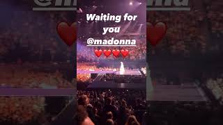 2023.11.20 #mikainstagram story Mika waiting for Madonna, at Accor Arena In Paris  #CelebrationTour