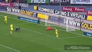 L' incredibile autogol di Giaccherini ▪ Chievo-Sassuolo 0-2