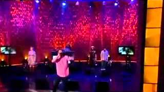 Showstopping Performance by Macklemore & Ryan Lewis on Ellen Show