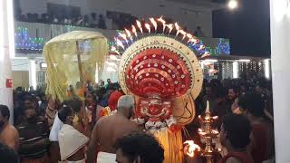 കണ്ണൂരിലെ തെയ്യക്കാലം #Theyyam #Kannur #Kerala #AzhikkalPambadiyalKshethram