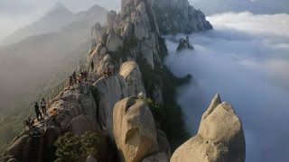 Parc national du Mont Seoraksan, UlsanBawi, Corée du Sud (version longue)