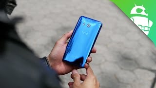 HTC U11 hands-on: HTC's true 2017 flagship!