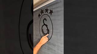 Galatasaray logo two hands drawing #galatasaray #galatasarayskofficialll #twohandsdrawing #gs #art