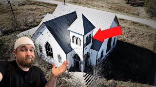 Exploring Old Abandoned Church - Valuables Left Behind