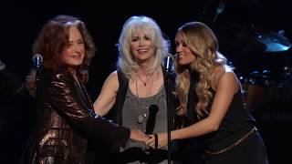 Carrie Underwood, Emmylou Harris & Bonnie Raitt - "Blue Bayou" (Linda Ronstadt) | 2014 Induction