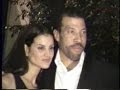 LIONEL RICHIE and wife DIANE greet fans outside Beverly Hills restaurant   1997