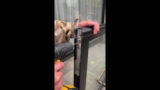 How to Repair a Commercial Aluminium Door - Transom Closer Type.