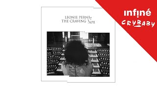 Léonie Pernet - Les pères pleurent en écho