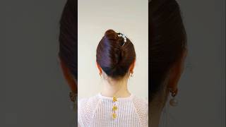 【基本の夜会巻きアレンジ】簡単30秒2本足かんざしの挿し方│着物セルフヘアアレンジ French TwistTutorial　#shorts #ヘアアレンジ #hairstyle