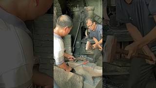 Forging, bending of a metal blank with the participation of two craftsmen