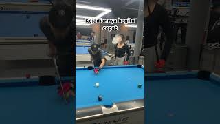 Ada yang aneh kah ?#billiard #funny #viralvideo