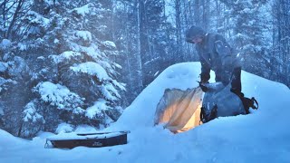 Winter Storm Camping in a Shelter made of Snow - Blizzard Conditions in Atlantic Canada!