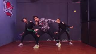 O saki saki dance video cover by vicky patel