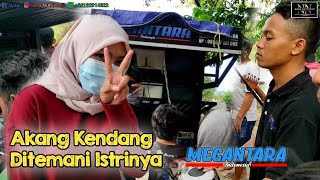 WAAHH !!!! TERNYATA AKANG KENDANG DITEMANI  SANG ISTRI