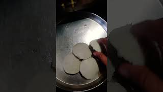 ഇന്ന് രാവിലെ ഇഡലിയും ചട്ണി യും #food #comedy #entertainment #youtubeshorts ❤️