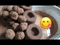 ASMR:red dirt crush in water with paste play and dipping😋/so dusty pure charcoal crush in bucket