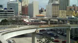 Riding Metro Mover in Miami (air train)