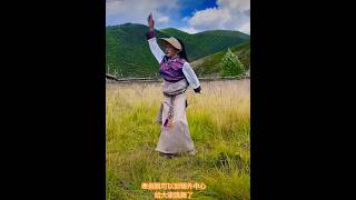 小章子怡-曲張措給大家來一個最新舞蹈 Xiao Zhang Ziyi-Qu Zhangcuo gives you the latest dance