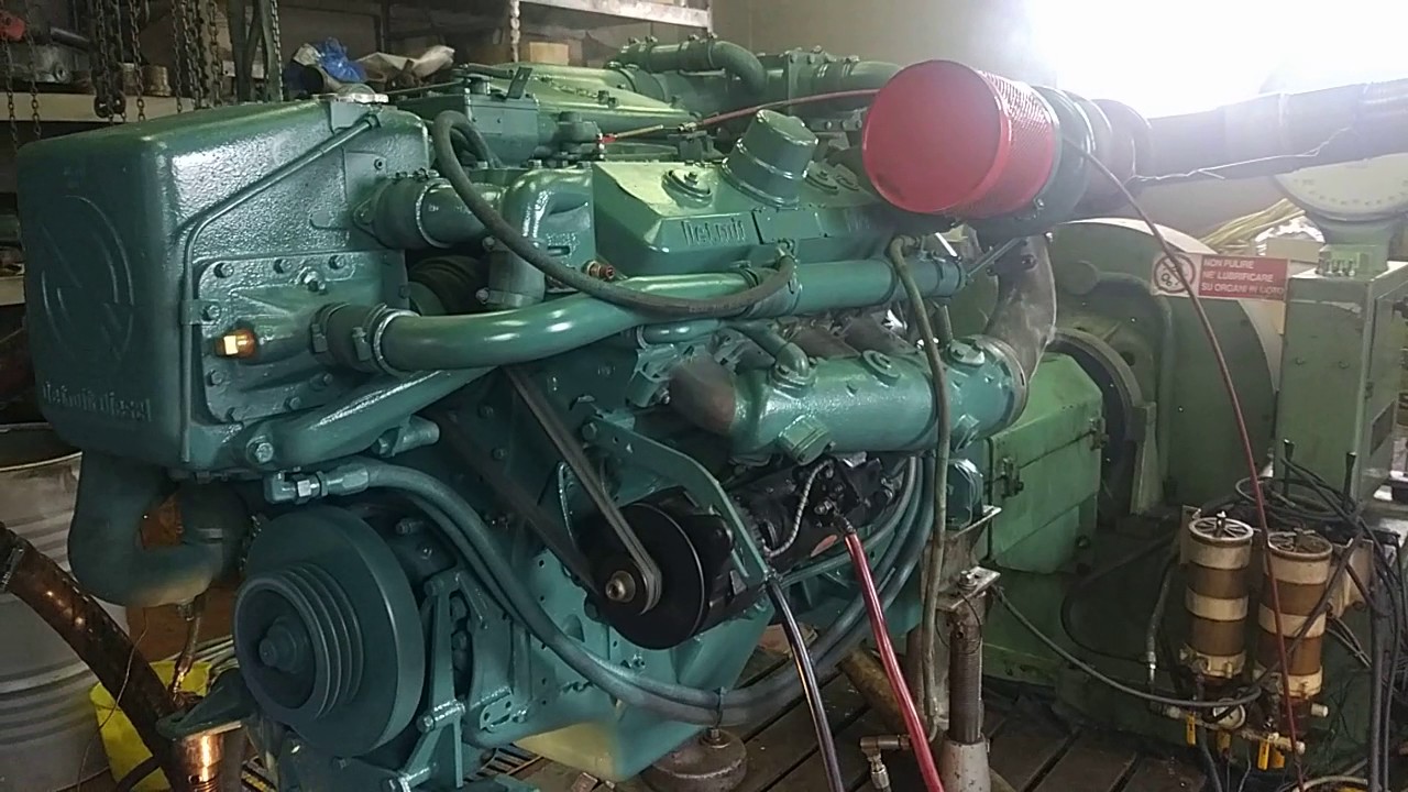 Detroit Diesel 8V92TI Marine - YouTube