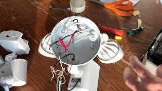 Replacing light bulbs on Ring FloodLight - flickering floodlights fixed