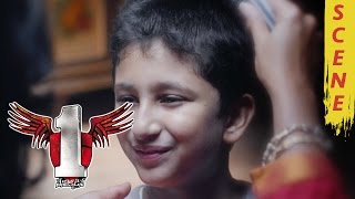 Mahesh Babu Gets Emotional And Telling About His Parents - 1 Nenokkadine Movie Scenes